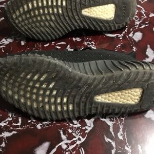 Yeezy 350 v2 Oreo condition 8/10 no box legit